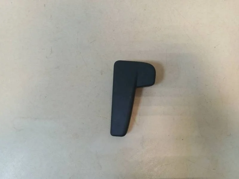 Ручка открывания капота Skoda Octavia (A7) 2013>