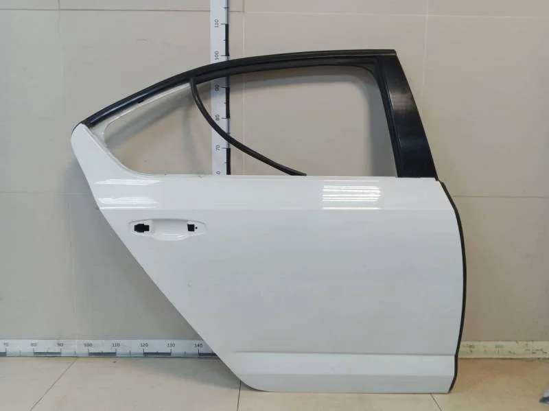 Дверь задняя правая Skoda Octavia (A7) 2013>