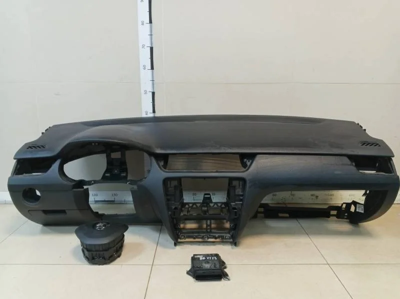 Подушка безопасности (комплект) Skoda Octavia (A7) 2013>