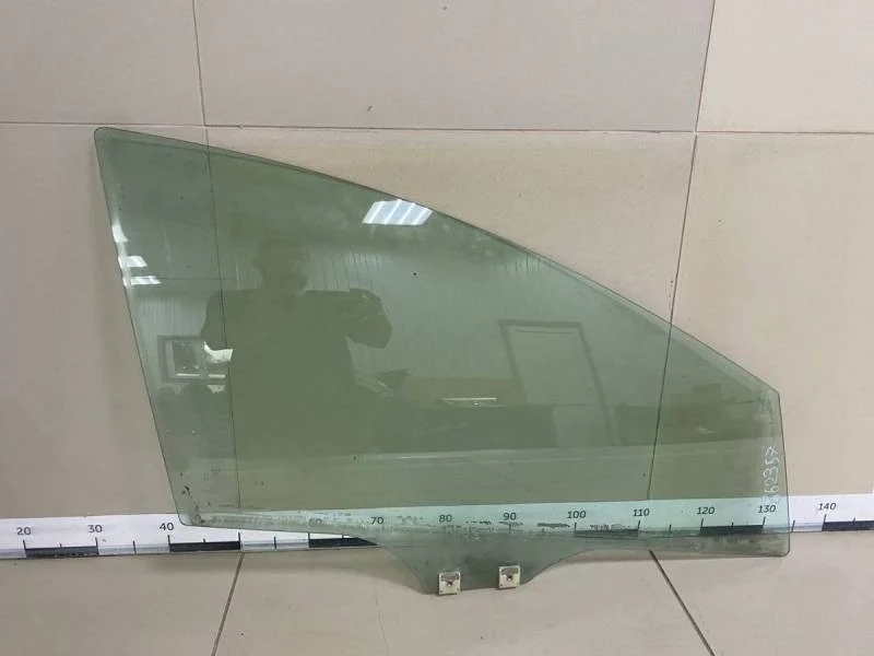 Стекло двери передней правой Mazda CX-7 (ER) 2006-2012