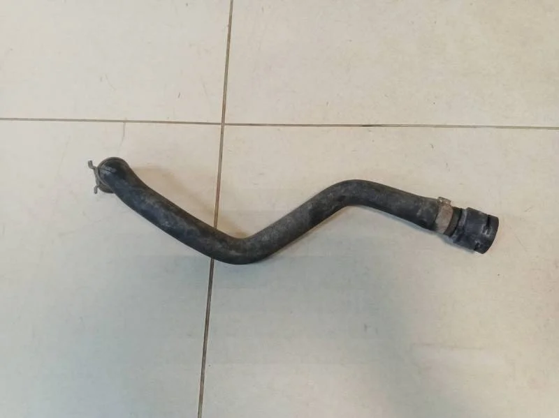 Шланг системы охлаждения Skoda Octavia (A7) 2013>