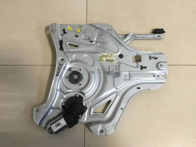 Стеклоподъемник электр. передний правый Hyundai ix35 (LM) 2010-2015