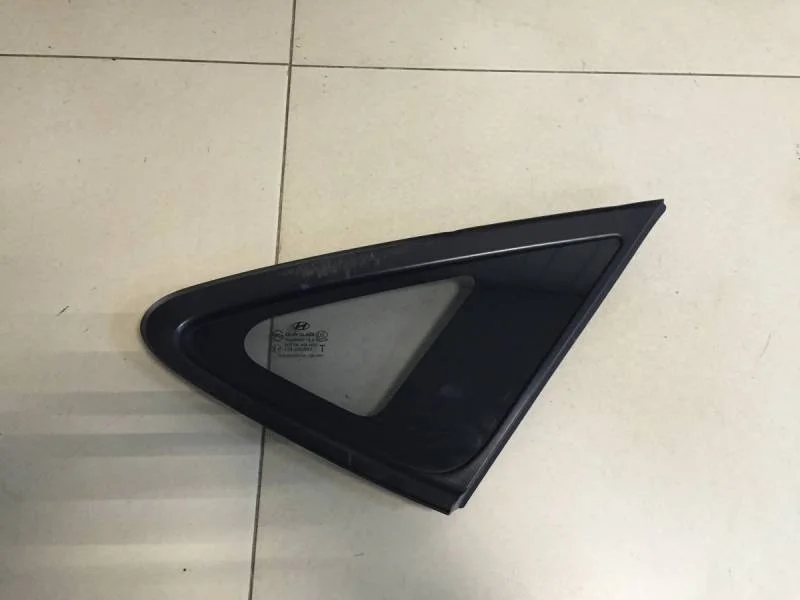 Стекло кузовное глухое правое Hyundai ix35 (LM) 2010-2015