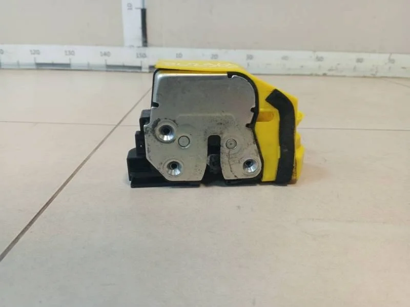 Замок двери передней левой Hyundai Creta 2016>