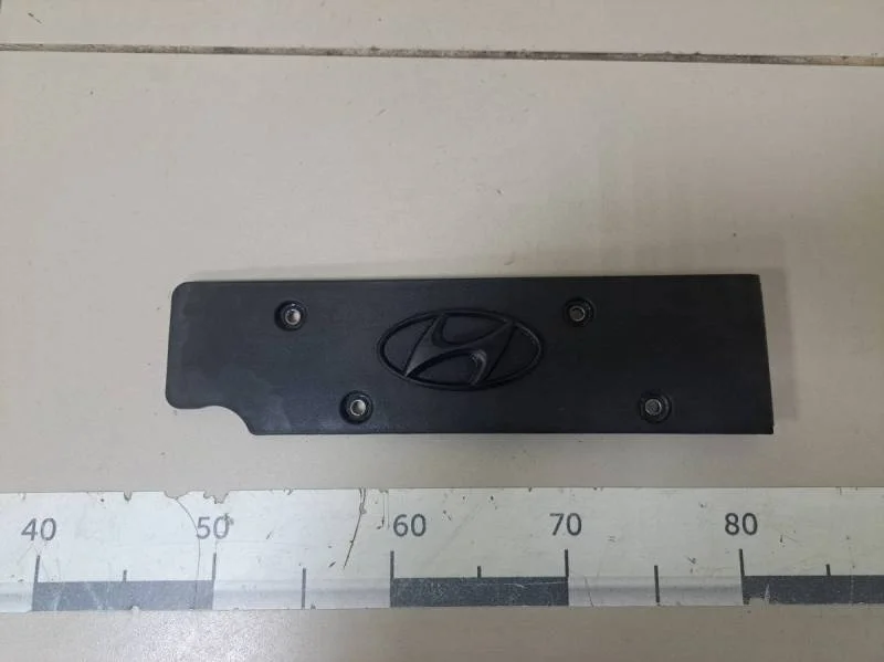 Крышка двигателя декоративная Hyundai Solaris 2010-2017