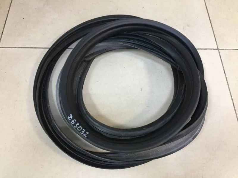 Уплотнитель багажника Hyundai Creta 2016>