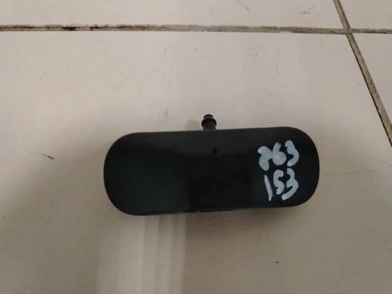 Форсунка омывателя лобового стекла Volkswagen Passat B6 2005-2010