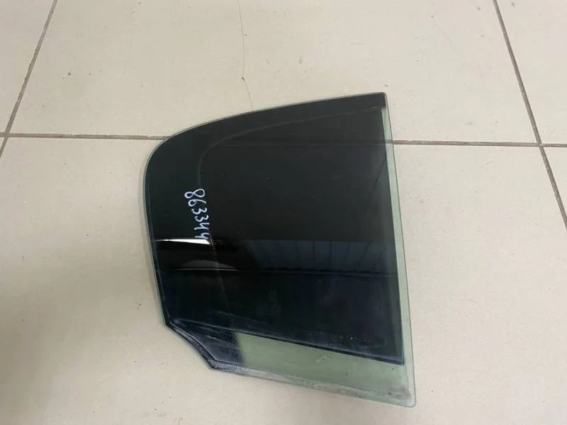 Стекло двери задней правой (форточка) Volkswagen Passat B6 2005-2010