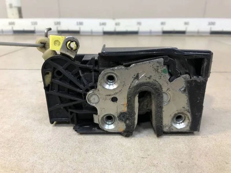 Замок двери передней левой Renault Logan (2) 2014>