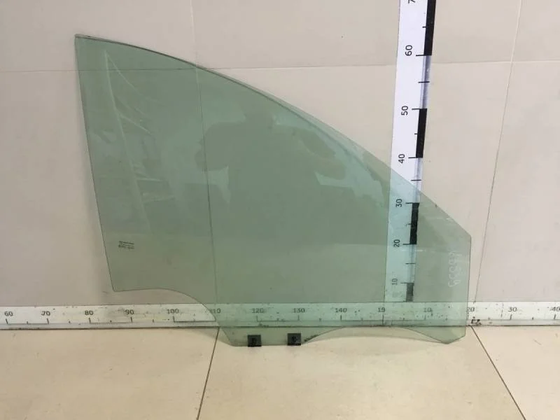 Стекло двери передней правой Renault Logan (2) 2014>