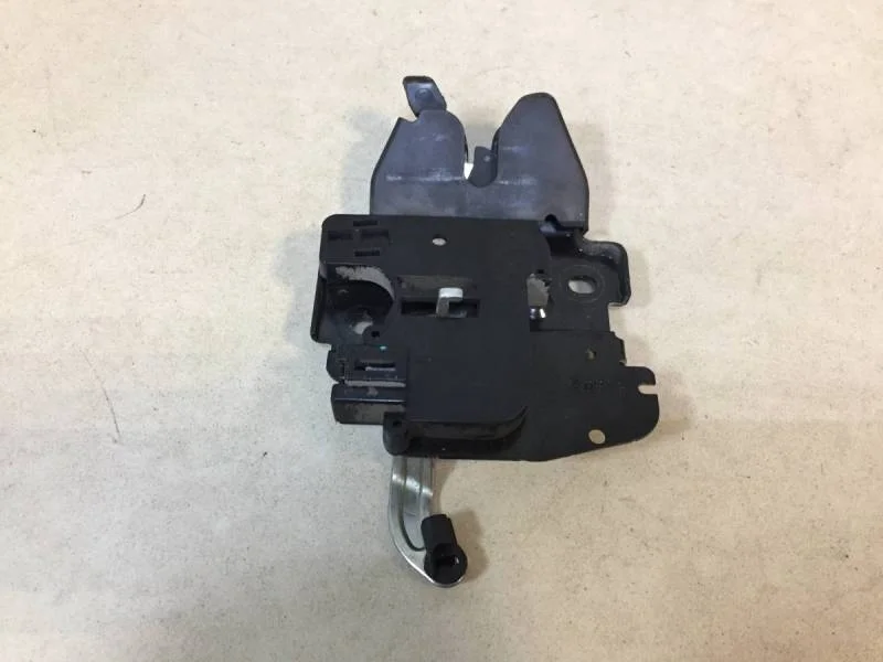 Замок багажника Nissan Almera 3 (G11, G15) 2012>