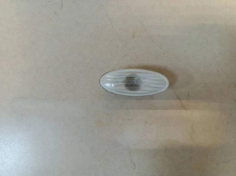 Повторитель на крыло Nissan Almera 3 (G11, G15) 2012>