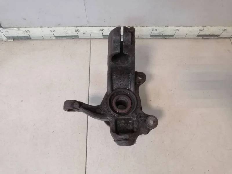 Кулак поворотный передний левый Ford Mondeo 4 2007-2015