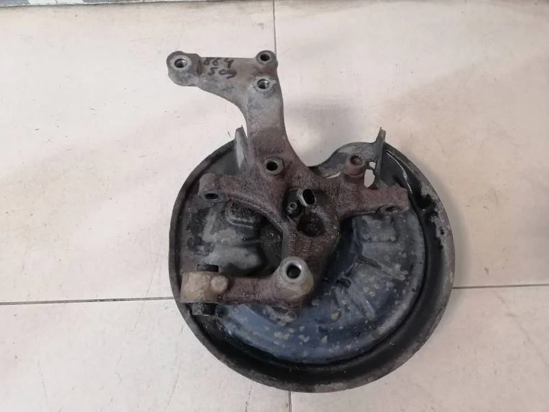 Кулак поворотный задний правый Skoda Octavia (A5 1Z-) 2004-2013