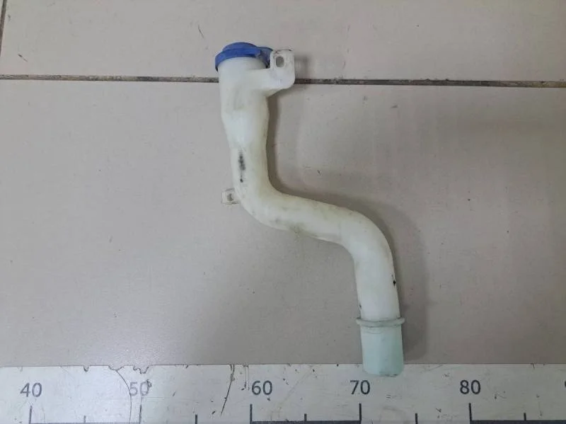 Горловина бачка омывателя Hyundai Getz 2002-2010