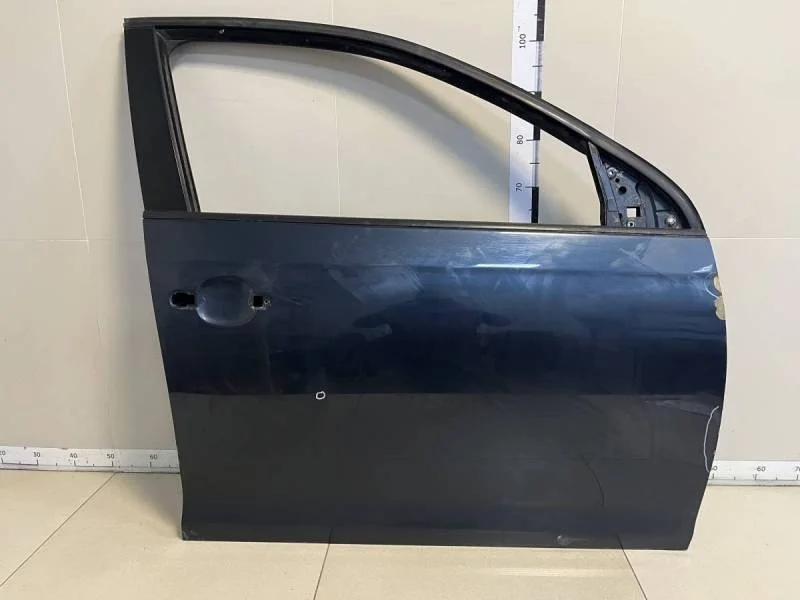 Дверь передняя правая Volkswagen Jetta (1K) 2006-2011