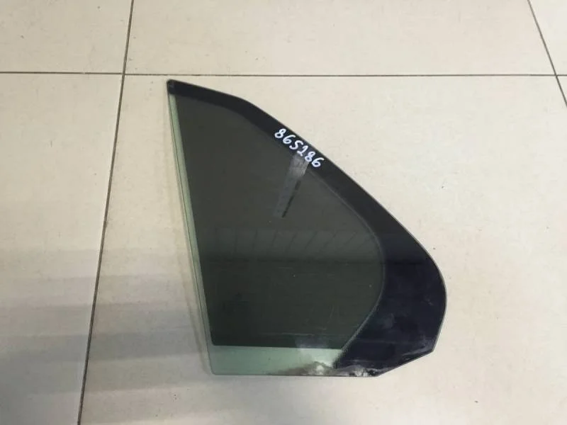 Стекло двери задней левой (форточка) Volkswagen Jetta (1K) 2006-2011