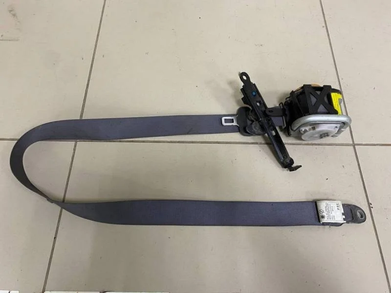 Ремень безопасности с пиропатроном Toyota Land Cruiser Prado (J120) 2002-2009