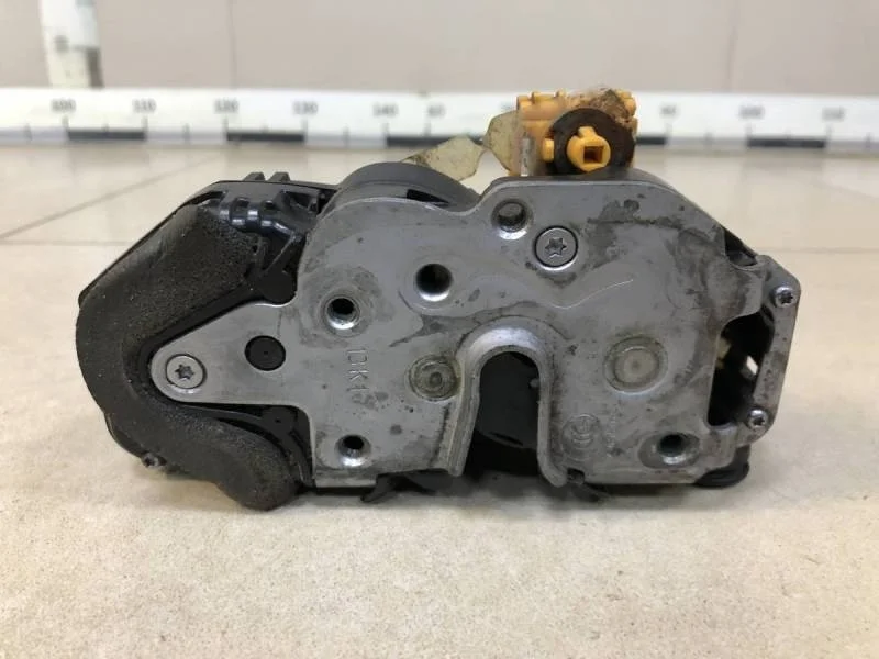 Замок двери задней правой Chevrolet Cruze (J300) 2009-2016