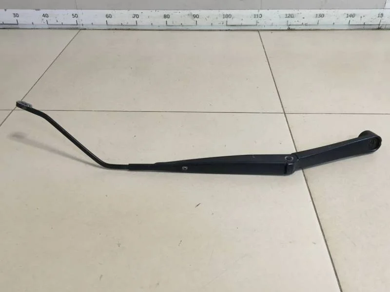 Поводок стеклоочистителя передний правый Chevrolet Cruze (J300) 2009-2016