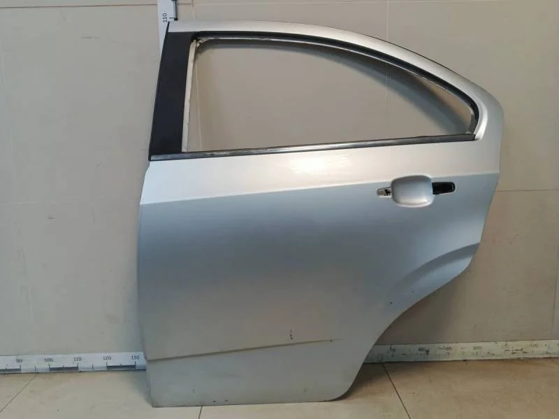 Дверь задняя левая Chevrolet Aveo T300 2011>