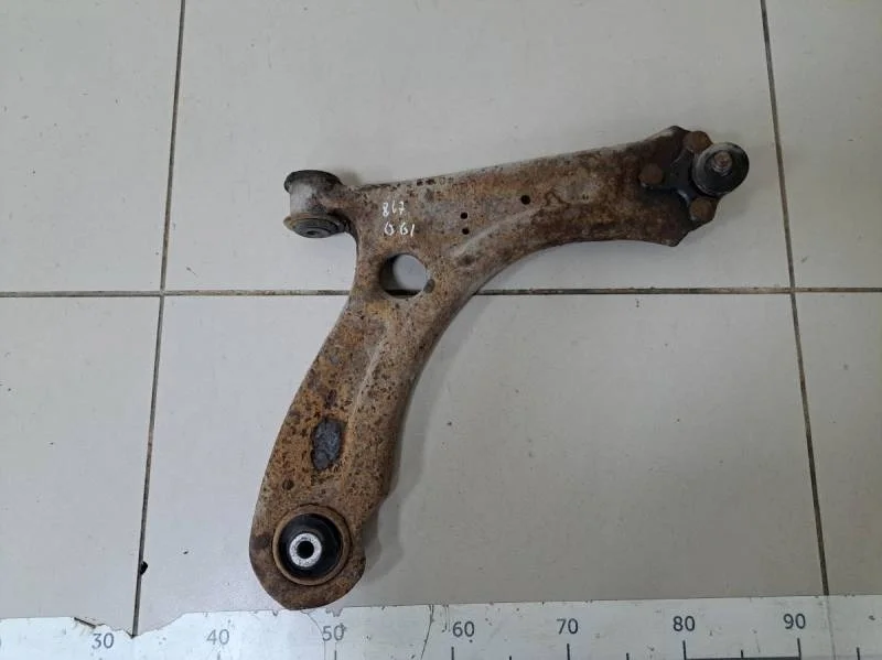 Рычаг передний правый Volkswagen Jetta (5K) 2011>