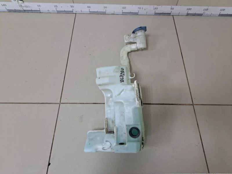 Бачок омывателя лобового стекла Volkswagen Jetta (5K) 2011>