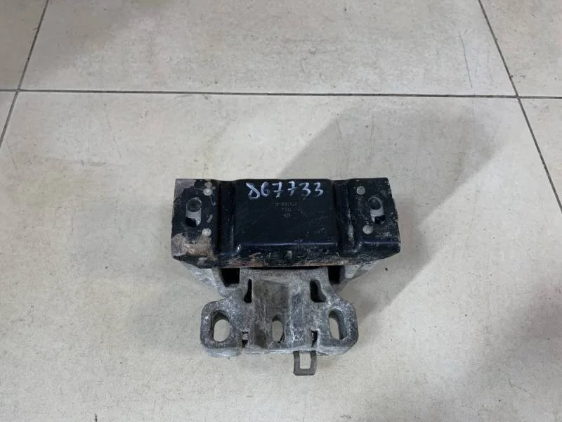 Опора двигателя левая Skoda Octavia (A4 1U-) 2000-2011