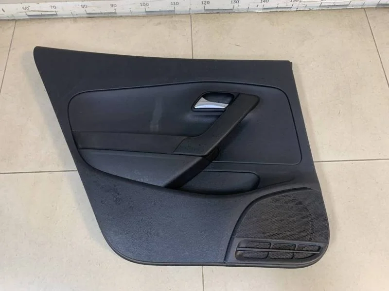 Обшивка двери задней левой Volkswagen Polo (Sed RUS) 2011>