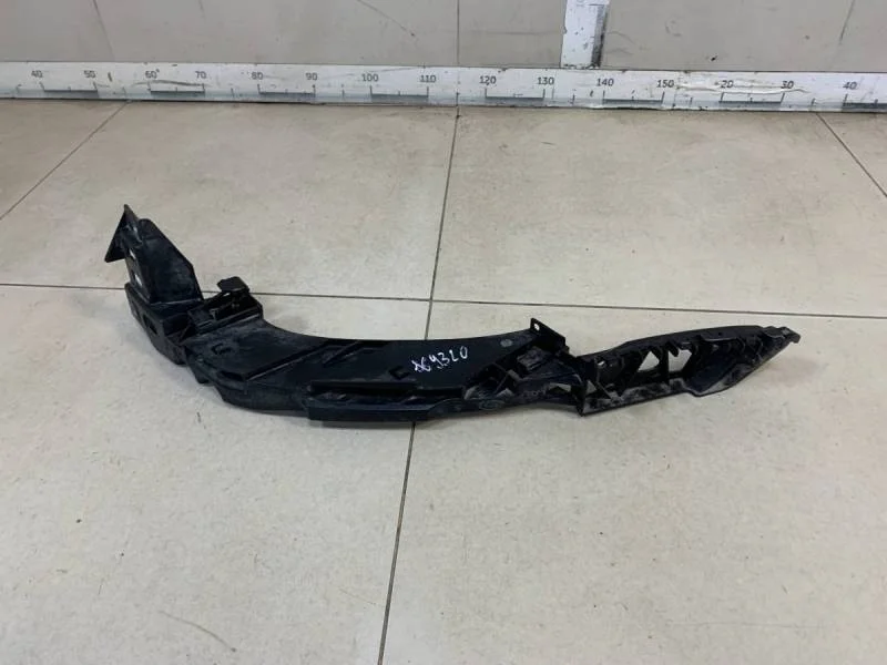 Кронштейн фар правый Volkswagen Polo (Sed RUS) 2011>