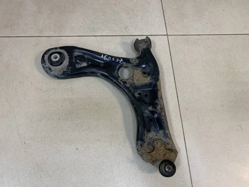 Рычаг передний правый Volkswagen Polo (Sed RUS) 2011>