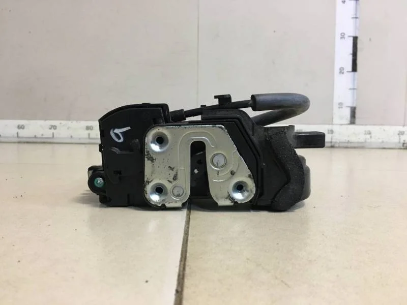 Замок двери передней левой Kia Sportage 3 (SL) 2010-2015