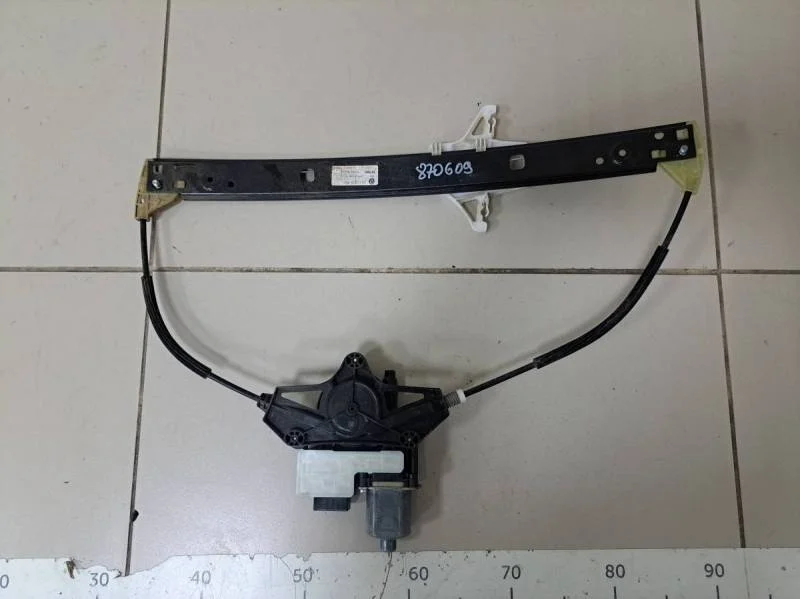 Стеклоподъемник электр. задний левый Skoda Octavia (A7) 2013>