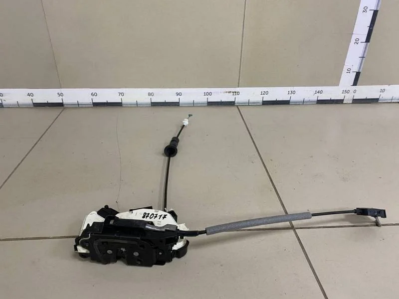 Замок двери задней правой Skoda Octavia (A7) 2013>