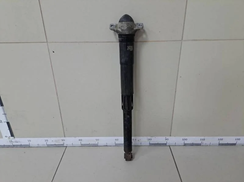 Амортизатор задний Skoda Octavia (A7) 2013>