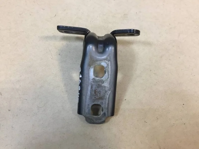 Петля двери задней правой нижняя Chevrolet Cruze (J300) 2009-2016