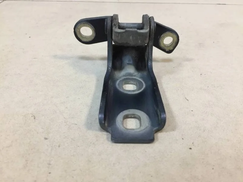 Петля двери передней правой верхняя Chevrolet Cruze (J300) 2009-2016