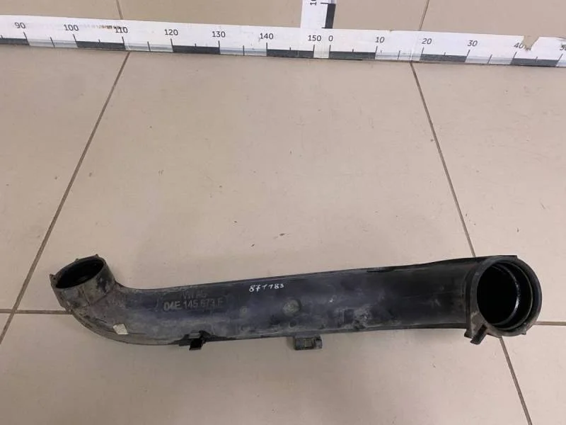 Патрубок интеркулера Skoda Octavia (A7) 2013>