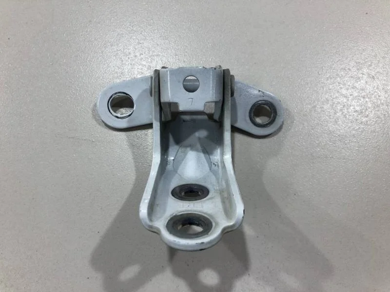 Петля двери задней левой нижняя Kia Rio 4 (FB) 2017>