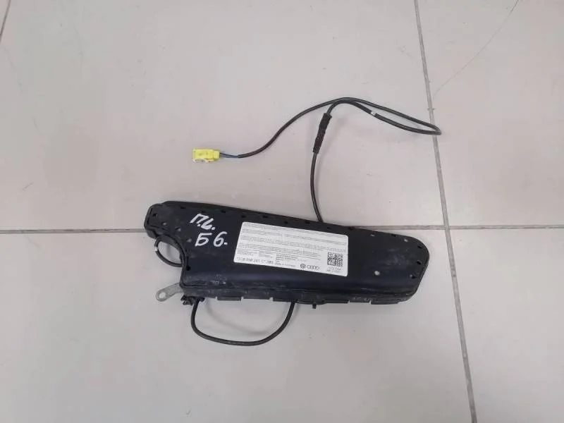 Подушка безопасности боковая (в сиденье) Volkswagen Passat B6 2005-2010