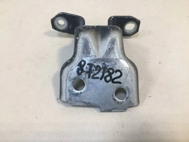 Петля двери передней правой верхняя Suzuki SX4 2006-2013