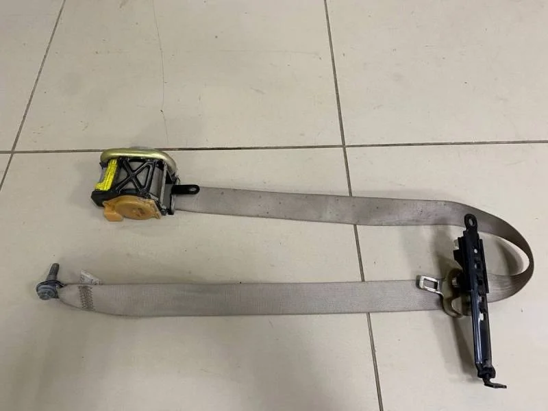 Ремень безопасности с пиропатроном Toyota Land Cruiser Prado (J120) 2002-2009