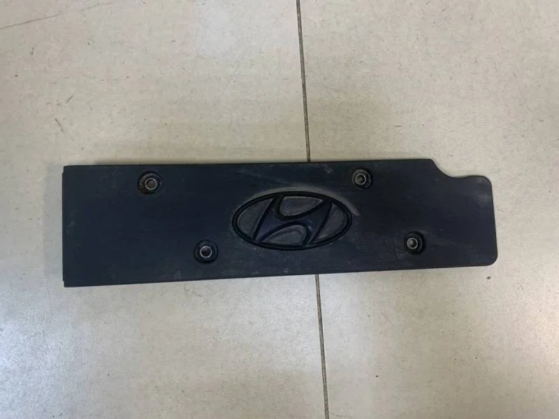 Крышка двигателя декоративная Hyundai Solaris 2010-2017