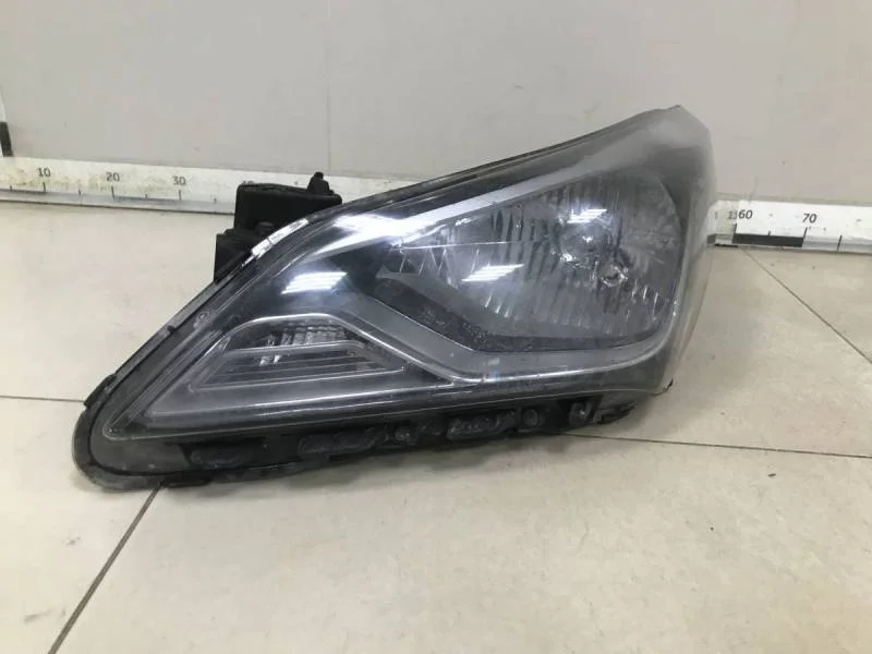 Фара левая Hyundai Solaris 2010-2017