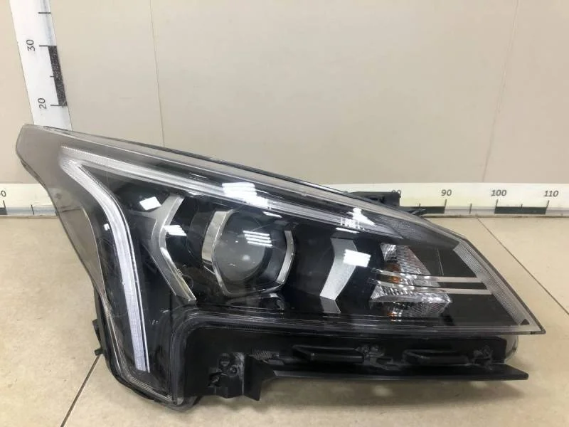 Фара правая Kia Rio 4 (FB) 2017>