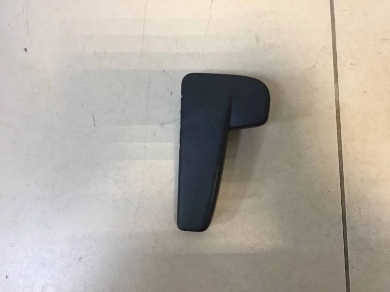 Ручка открывания капота Skoda Octavia (A7) 2013>