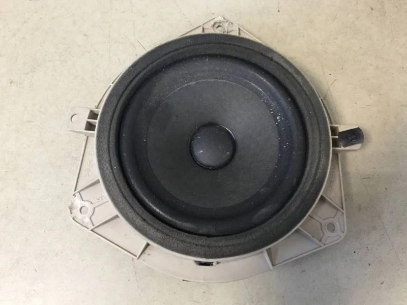 Динамик Kia Rio 3 (UB) 2011-2017