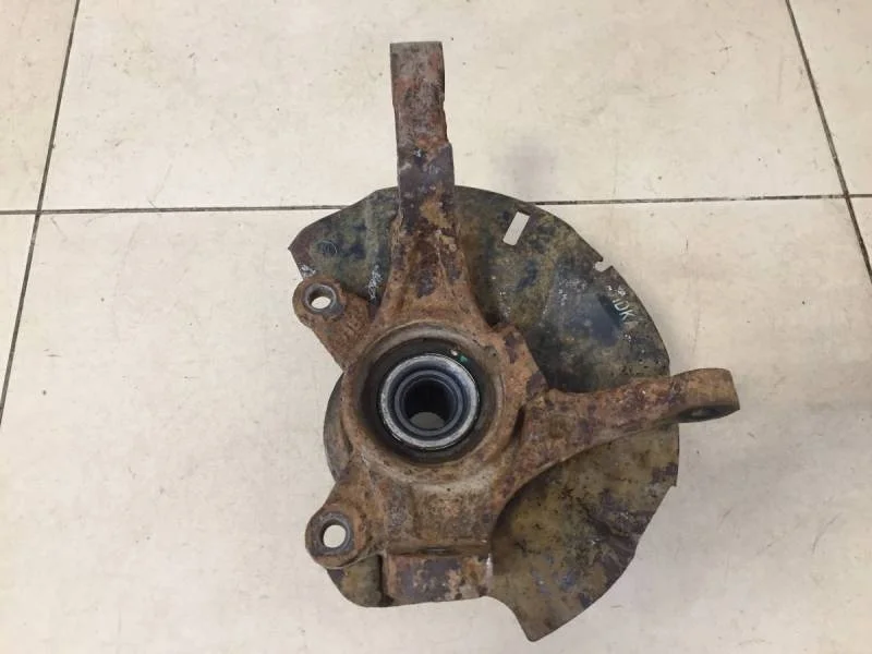 Кулак поворотный передний правый Kia Rio 3 (UB) 2011-2017