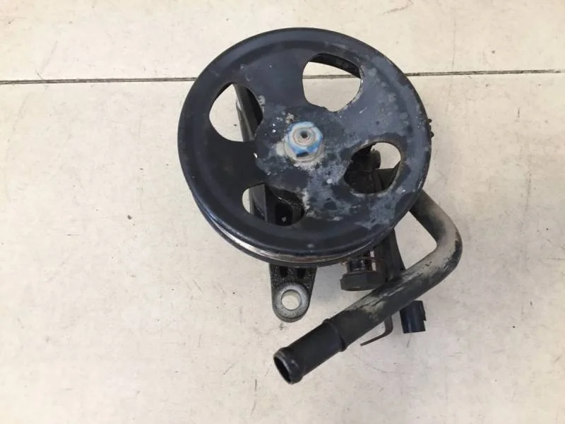 Насос гидроусилителя (электрогидроусилитель, ЭГУР) Kia Rio 3 (UB) 2011-2017