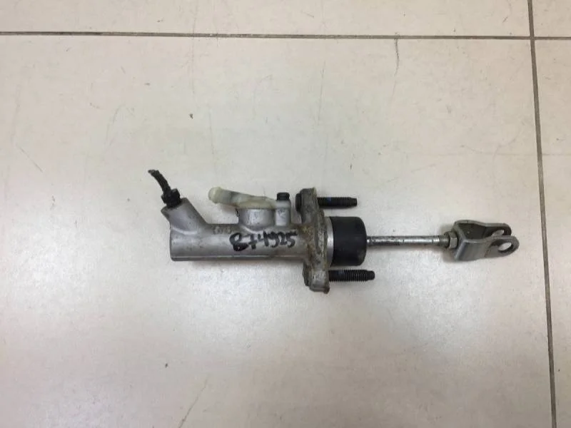 Цилиндр сцепления главный Kia Rio 2 (JB) 2005-2011